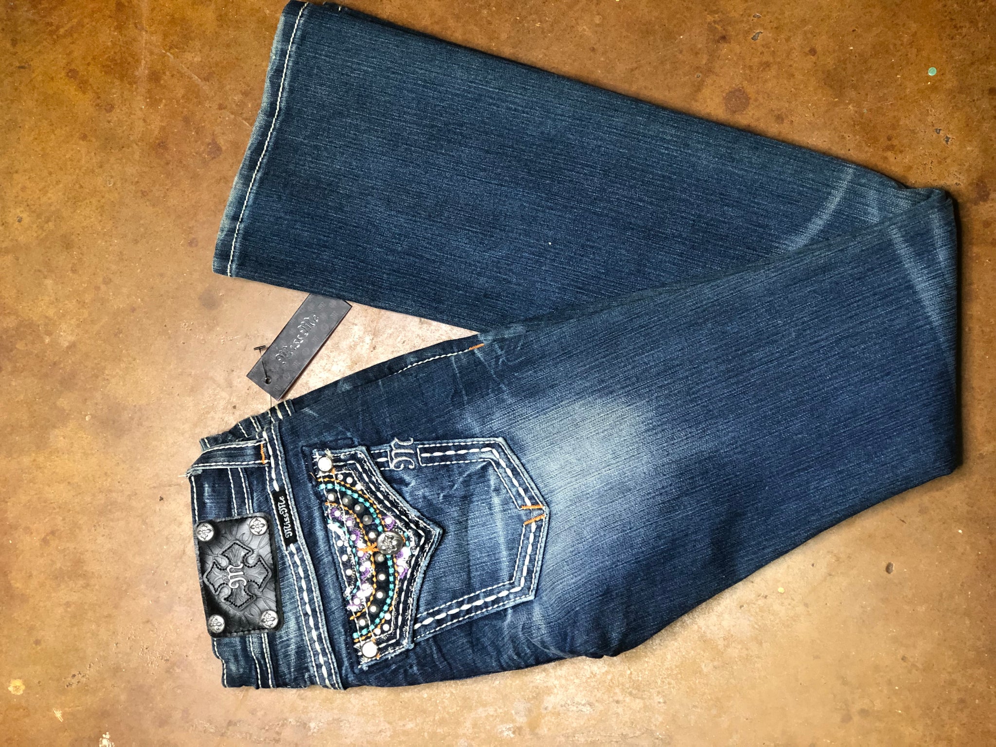 Miss Me Jeans 34 Inseam. TERRA COTTA BOUTIQUE www.terracottaboutique.online